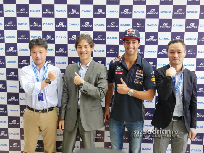 Daniel Ricciardo with Casio Singapore Executives