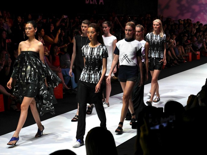 SGFW 2015 Star Creations The Winners’ Collective Fashion Walk 1