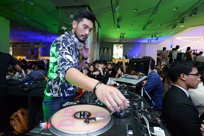 H&M Summer Party with DJ Godfrey Gao 1