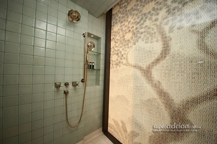 Shower Room with sitting area at the Chaiyapruek Executive Room at Hotel Indigo Bangkok Wireless Road