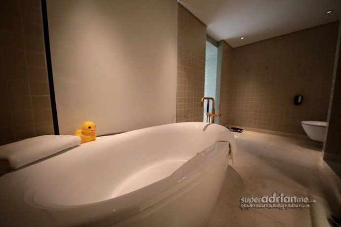 Bathtub and Giant Rubber duckie at Hotel Indigo Bangkok Wireless Road Chaiyapruek Executive Room