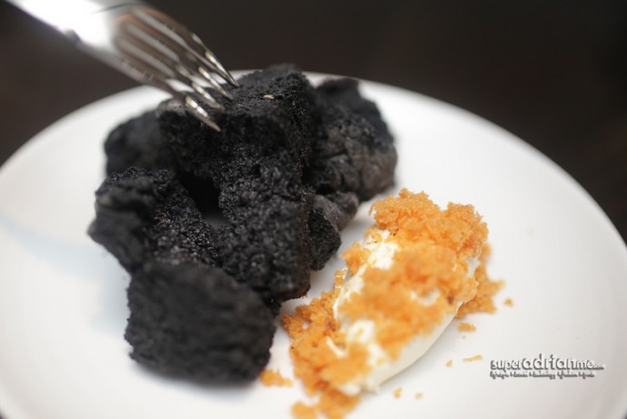 Burnt Onion Charcoal Bread with Cream Cheese and Fish Floss