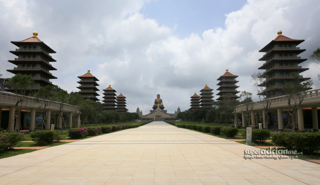 Fo Guang Shan Temple in Kaohsiung.