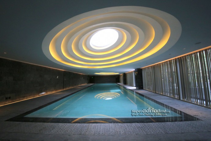 The Indoor Pool at The Temple House, Chengdu