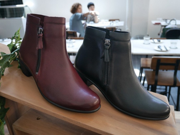 ECCO boots for Women includes black and burgundy colour options