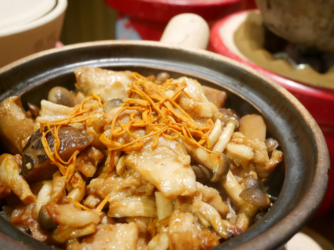 Claypot Rice with Cordyceps Flower, Sliced Pork and Salted Fish.