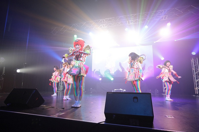 TEMPURA KIDZ performing at MOSHI MOSHI NIPPON Festival 2015.