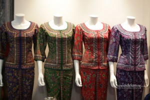 Singapore Airlines - Singapore Girl uniforms