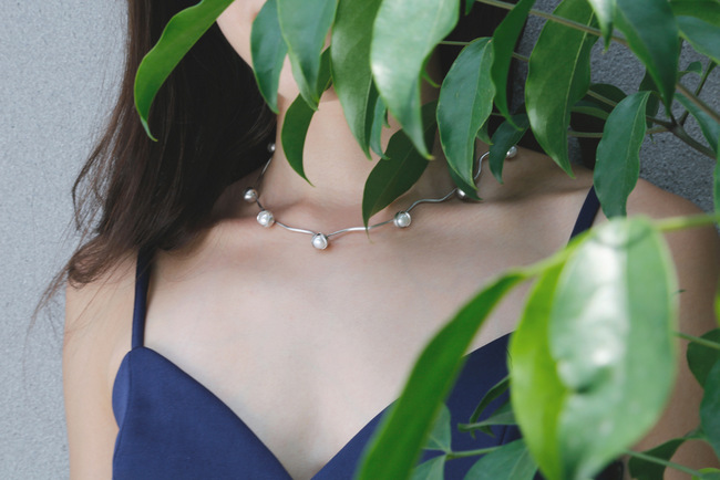 Fruity Pearls Short Neckpiece- White Gold-plated Silver with Fresh Water Pearls from Obellery.