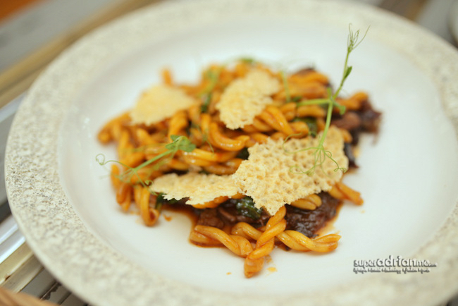 Open Farm Community -Strozzapreti with Braised Oxtail (S)