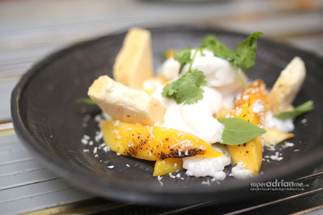 Open Farm Community - Caramelised Mango with Coconut (S)