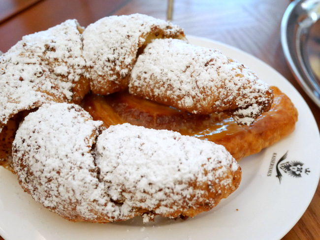 Kipferl and Nut Swirl from Kaiserhaus' High Tea set.