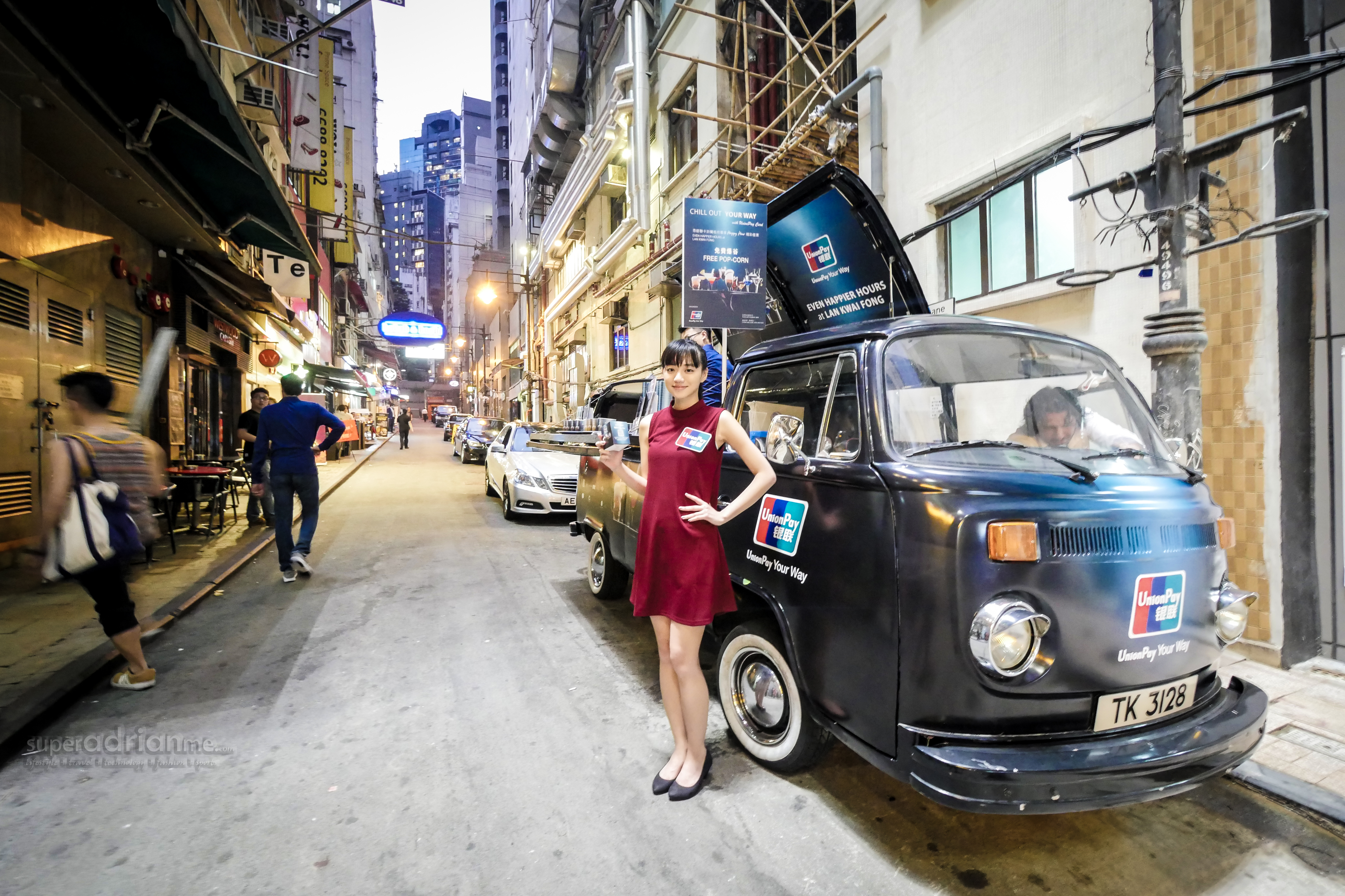 UnionPay Pop Corn Truck in Lan Kwai Fung to promote the 15% UnionPay cardmember discount