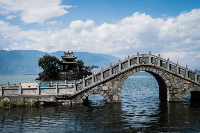 Erhai Lake (Shutterstock Image)