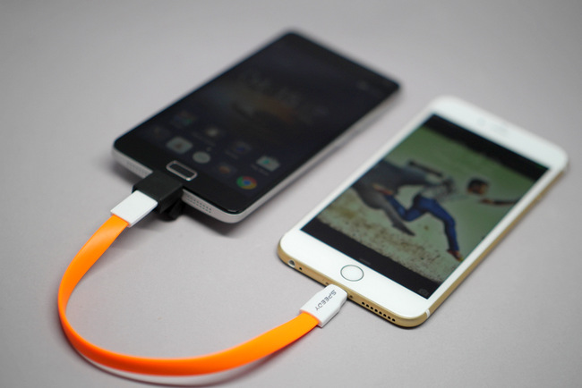 Lenovo VIBE P1 charging iPhone 6S Plus