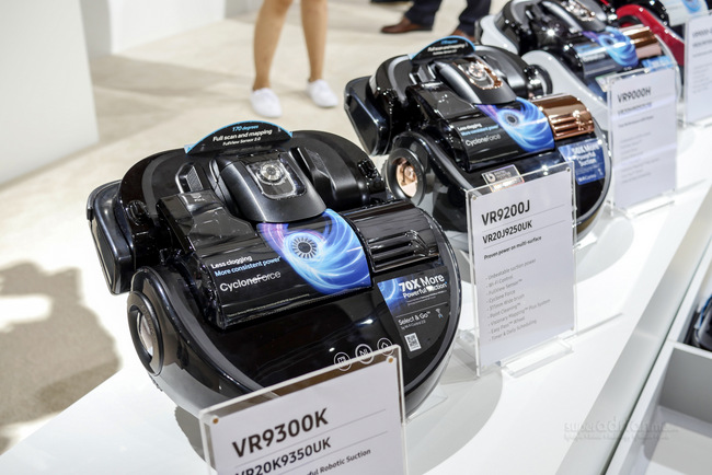 Samsung VR9300 PowerBot Vacuum Cleaner