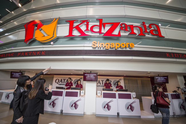 KidZania Singapore Check In Counters