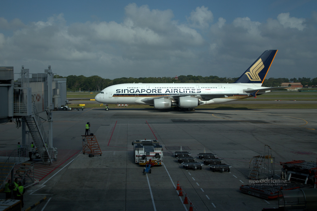 Aviation - Singapore Airlines Airbus A380 at Changi Airport