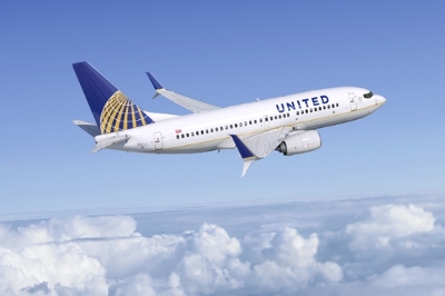 United Airlines B737-300