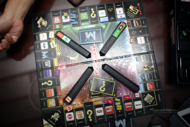 Monopoly Empire comes with new features, new rules and new Empire cards.