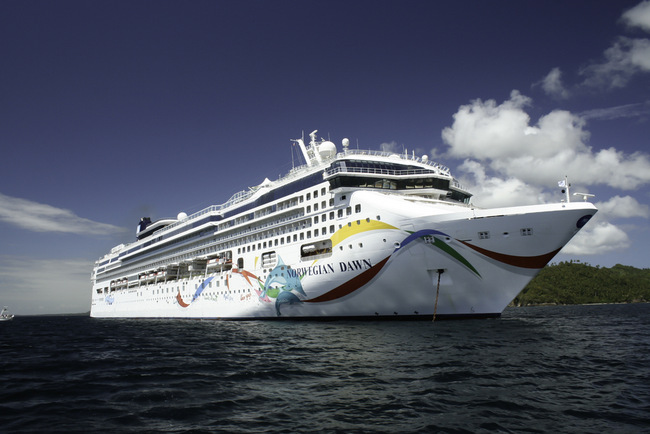 shutterstock_Norwegian Cruise Line - Norwegian Dawn