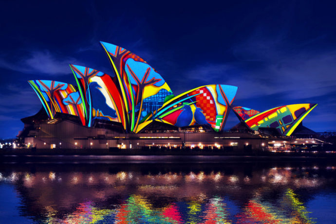 VIVID SYDNEY 2016 - Songlines - render impression by Artists in Motion inspired by Artist Karla Dickens_1