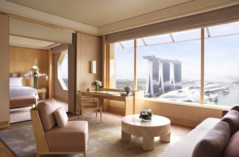 The Ritz Carlton Millenia Singapore Premier Suite