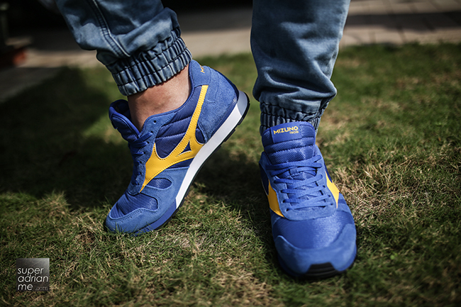 mizuno casual sneakers