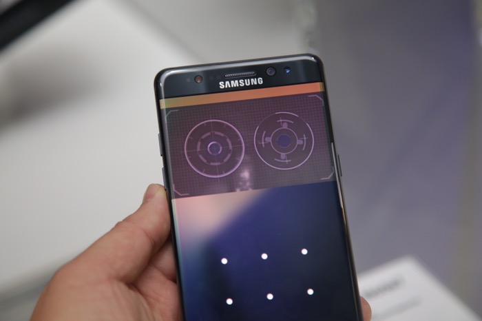 Samsung Galaxy Note7 - Iris Scanner