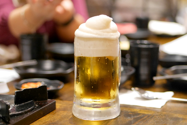 Slush Beer (S$13.80) features beer topped with an icy beer slush. A drizzle of honey comes at an additional S$2.