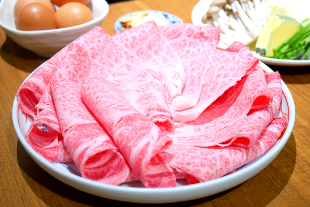 Japan Food Town will be holding a Matsusaka Beef Fair from 1 to 11 September 2016. Pictured here is the platter of sliced Matsusaka Beef from Shabu Sabu Tajimaya.