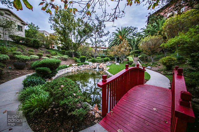 Take an evening stroll at The Langham Huntington Pasadena.