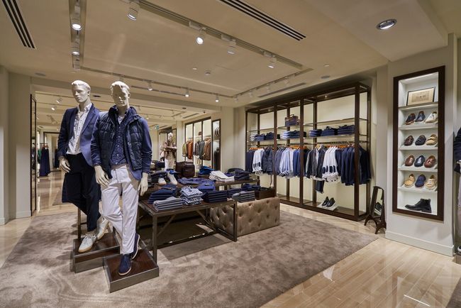 Massimo Dutti Flagship Store Returns To Takashimaya | SUPERADRIANME.com
