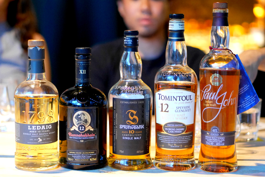 Quaich Bar at South Beach celebrates its opening with an introductory whisky tasting at S$25 (till end October).