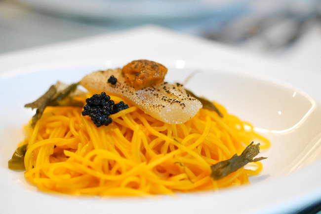 Uni Spaghettini (Appetizer S / Main Course S): aburi uni, aburi kazunoko and uni preserves.