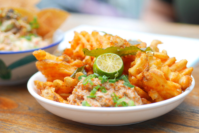 Loof's Signature Chilli Crab Fries (S$15): Loof’s signature chilli sauce & blue crab dip with waffle-cut fries.