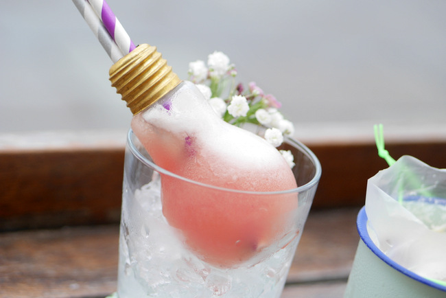 Loof's cocktail offerings include Little Pink Dot (S$19): marshmallow gin, mandarin rice wine, dark plum, orange, pink grapefruit, egg white and lavender bitters.