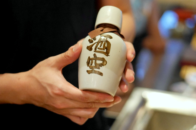Shukuu Izakaya is home to their exclusive sake, Shukuu, a Tokubetsu Junmaishu (S$53/bottle) in a traditional Tokkuri bottle.