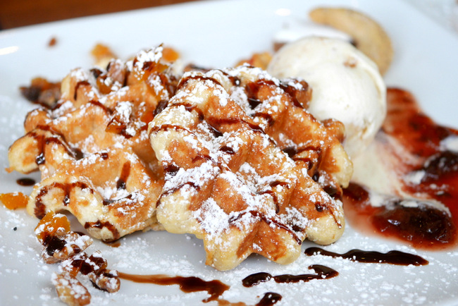 Brotzeit's Choco Drizzled Waffles (S$12).