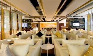 Louis' Tavern CIP First Class Lounge, Bangkok Suvarnabhumi International Airport, Thailand