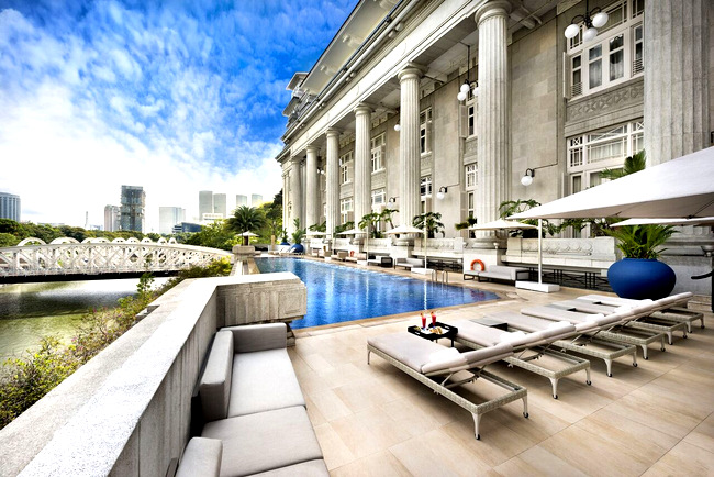 The Infinity Pool at The Fullerton Hotel Singapore. (Credit: Fullerton Hotel Singapore)