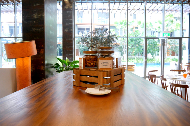 The first floor of Oasia Residences also serves as a lounge, which comes with complimentary cookies and snacks.