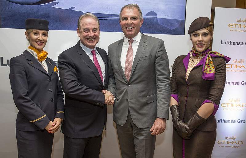 Eithad Aviation Group President and CEO James Hogan and Lufthansa Group Chairman and CEO Carsten Spohr at the Press Conference announcing the LSG Skychefs catering agreement and MoU for MRO services with Lufthansa Technik (Lufthansa Group photo)
