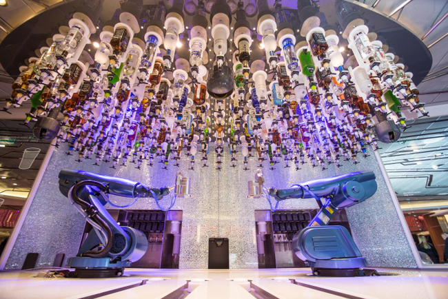 Royal Caribbean Ovation of the Seas features a Bionic Bar, powered by Makr Shakr. (Photo Credit: Royal Caribbean) 