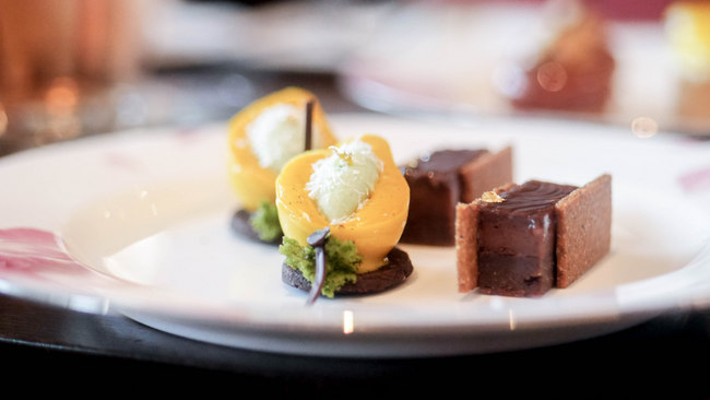 Axis Bar and Lounge will be serving up a Mango Afternoon Tea during May 2017 at S$80++/2 pax or S$42++/pax. Pictured here are the Lightly whipped pistachio ganache and Banana mango bar.