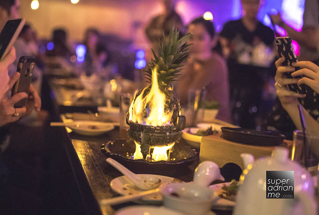 The-Dragon-Chamber-Instagram-Worth-Awesome-Flaming-Pineapple-Beef