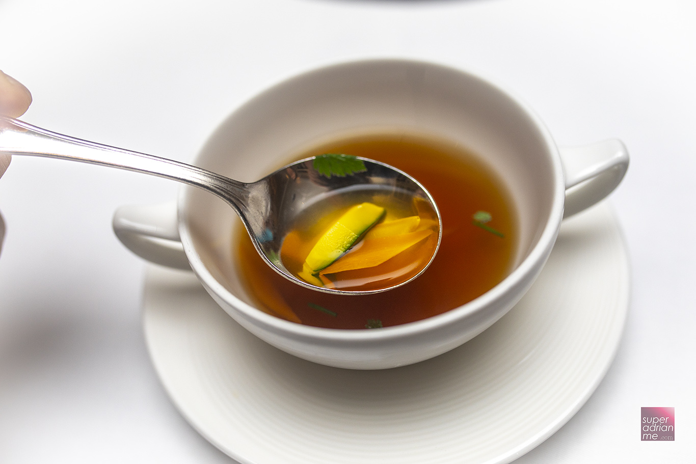 Gordon Grill - Poultry consommé with vegetables du jour