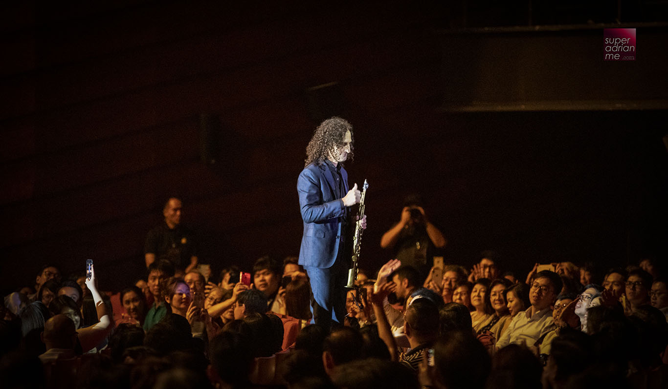 Kenny G interacting with guests at his one night only concert in Singapore on 8 November 2018