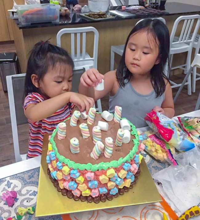 Tips To Baking A Themed birthday cake for your little ones