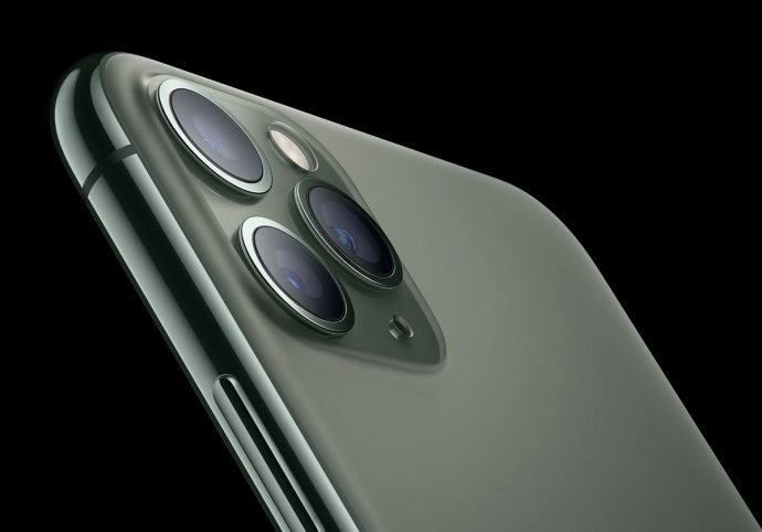 iPhone 11 Pro Triple-Camera System For PRO PHOTOGRAPHY